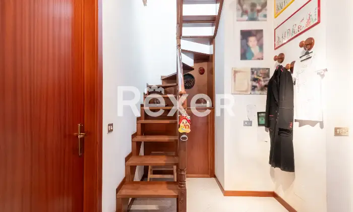 Rexer-Ornago-Ornago-Villa-bifamiliare-mq-con-taverna-box-auto-e-giardino-Altro