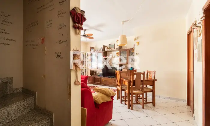 Rexer-Ornago-Ornago-Villa-bifamiliare-mq-con-taverna-box-auto-e-giardino-Altro