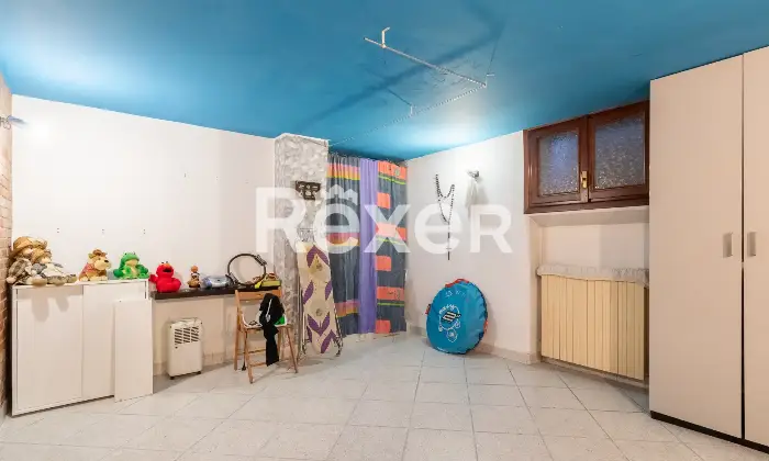 Rexer-Ornago-Ornago-Villa-bifamiliare-mq-con-taverna-box-auto-e-giardino-Altro