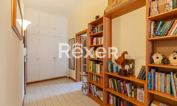 Rexer-Bologna-Massarenti-Santa-Rita-appartamento-mq-con-balcone-e-cantina-Altro