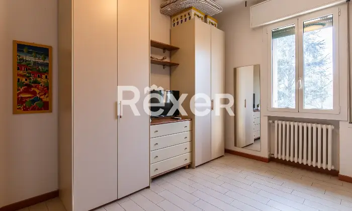 Rexer-Bologna-Massarenti-Santa-Rita-appartamento-mq-con-balcone-e-cantina-Altro