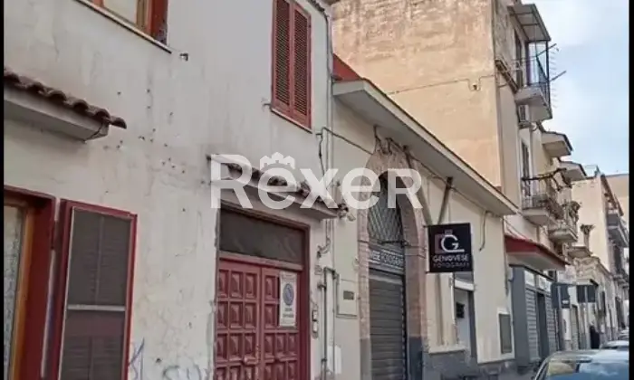 Rexer-Torre-Annunziata-Casa-semindipendente-in-vendita-in-Via-Vittorio-Veneto-a-Torre-Annunziata-Altro