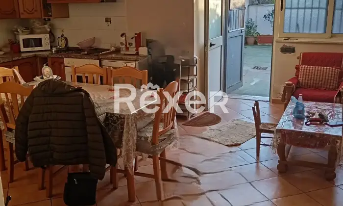Rexer-Torre-Annunziata-Casa-semindipendente-in-vendita-in-Via-Vittorio-Veneto-a-Torre-Annunziata-Altro