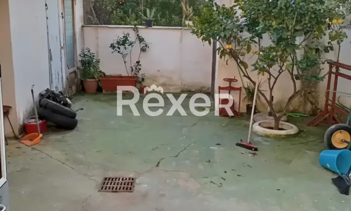 Rexer-Torre-Annunziata-Casa-semindipendente-in-vendita-in-Via-Vittorio-Veneto-a-Torre-Annunziata-Altro