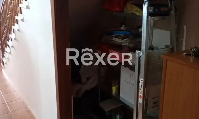 Rexer-Torre-Annunziata-Casa-semindipendente-in-vendita-in-Via-Vittorio-Veneto-a-Torre-Annunziata-Altro