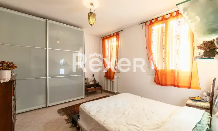 Rexer-Roncalceci-Trilocale-con-giardino-esclusivo-e-posto-auto-coperto-Altro