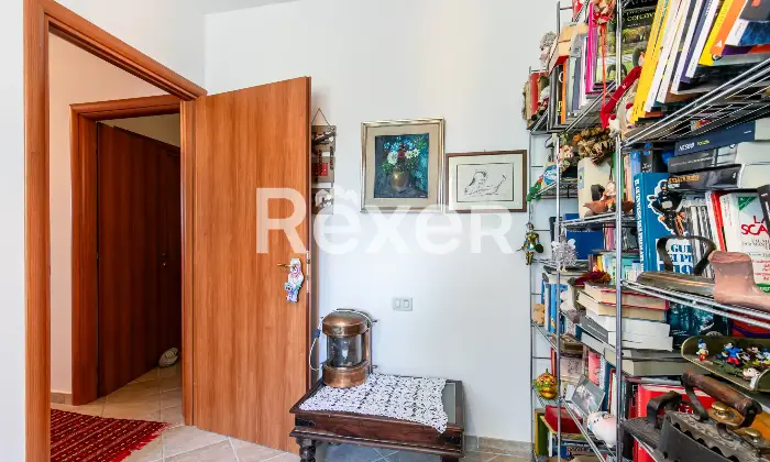 Rexer-Roncalceci-Trilocale-con-giardino-esclusivo-e-posto-auto-coperto-Altro