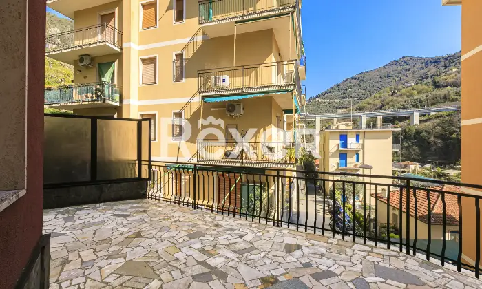 Rexer-Rapallo-Appartamento-con-Grande-Terrazza-e-Box-in-Zona-Riservata-Altro