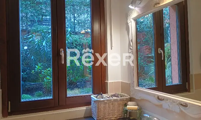 Rexer-Blevio-Appartamento-quadrilocale-vista-lago-con-giardino-e-box-auto-Altro