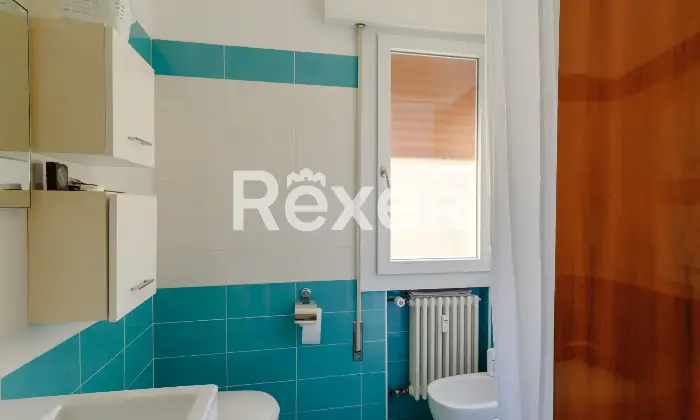 Rexer-Padova-Appartamento-ultimo-piano-classe-energetica-B-con-due-camere-Poggiolo-avvolgente-e-garage-Altro