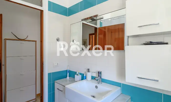 Rexer-Padova-Appartamento-ultimo-piano-classe-energetica-B-con-due-camere-Poggiolo-avvolgente-e-garage-Altro