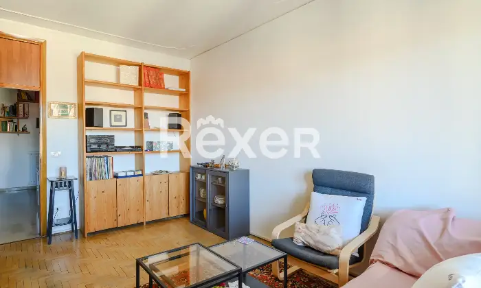 Rexer-Padova-Appartamento-ultimo-piano-classe-energetica-B-con-due-camere-Poggiolo-avvolgente-e-garage-Altro