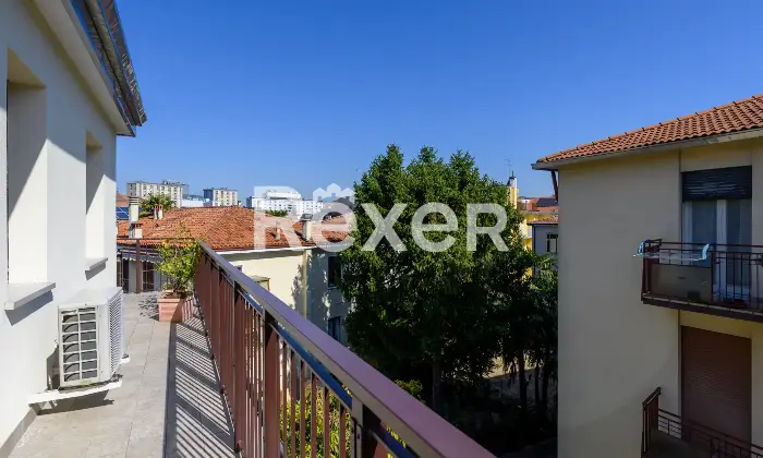 Rexer-Padova-Appartamento-ultimo-piano-classe-energetica-B-con-due-camere-Poggiolo-avvolgente-e-garage-Altro