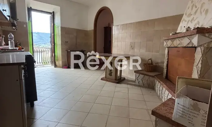 Rexer-Amaseno-Ampio-appartamento-su-due-livelli-in-vendita-in-Piazza-Annunziata-ad-Amaseno-Altro