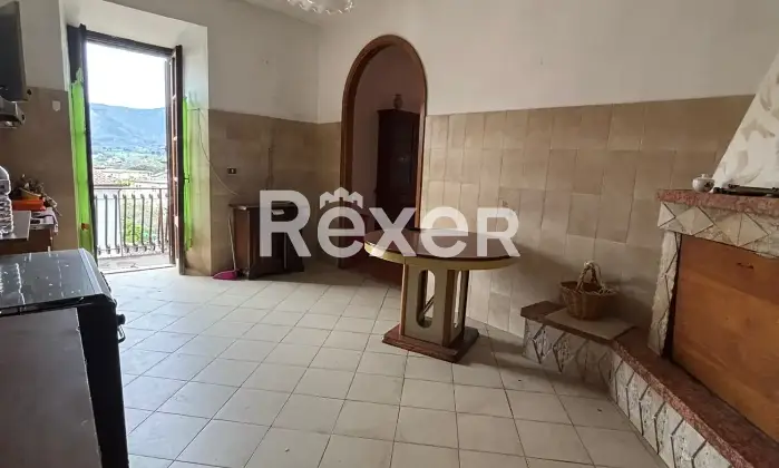 Rexer-Amaseno-Ampio-appartamento-su-due-livelli-in-vendita-in-Piazza-Annunziata-ad-Amaseno-Altro