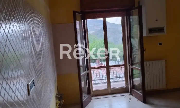 Rexer-San-Fele-Appartamento-con-veduta-sulla-splendida-montagna-di-San-Fele-Altro