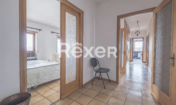 Rexer-Roma-Appartamento-ultimo-piano-di-ampia-metratura-con-terrazzi-Altro