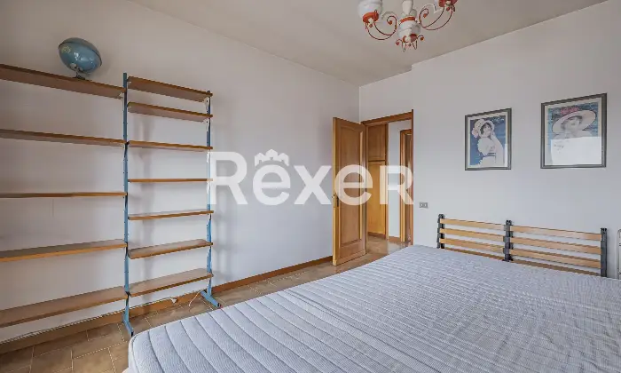 Rexer-Roma-Appartamento-ultimo-piano-di-ampia-metratura-con-terrazzi-Altro