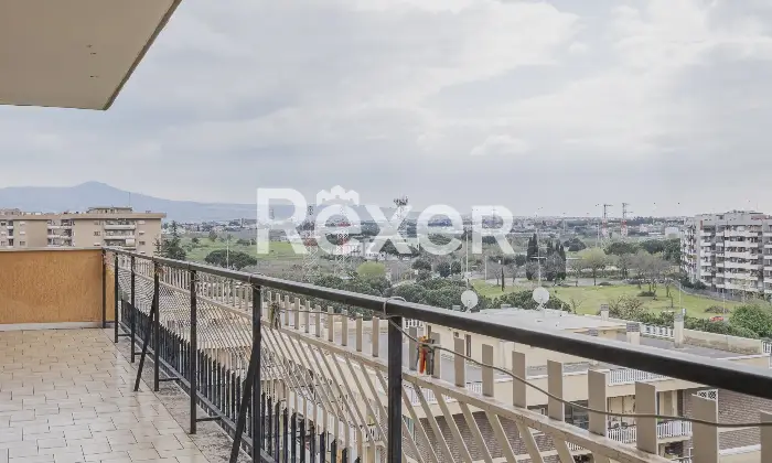 Rexer-Roma-Appartamento-ultimo-piano-di-ampia-metratura-con-terrazzi-Altro