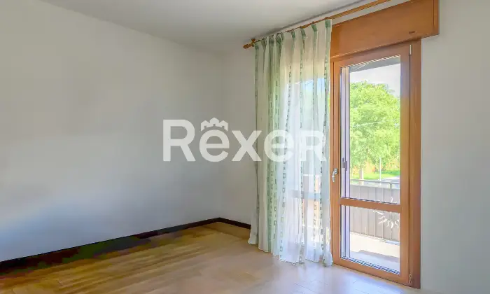 Rexer-Cervarese-Santa-Croce-Soluzione-indipendente-con-giardino-e-box-auto-Altro