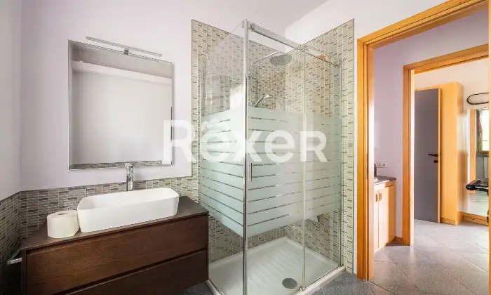 Rexer-Vimodrone-Villa-con-ampio-giardino-e-spazi-su-pi-livelli-Altro