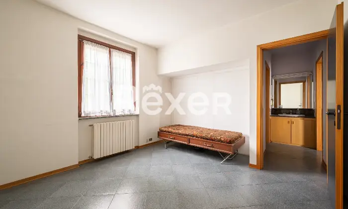 Rexer-Vimodrone-Villa-con-ampio-giardino-e-spazi-su-pi-livelli-Altro