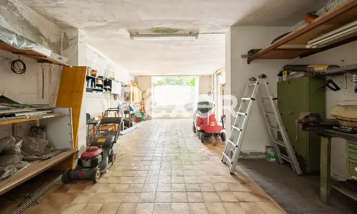 Rexer-Vimodrone-Villa-con-ampio-giardino-e-spazi-su-pi-livelli-Altro
