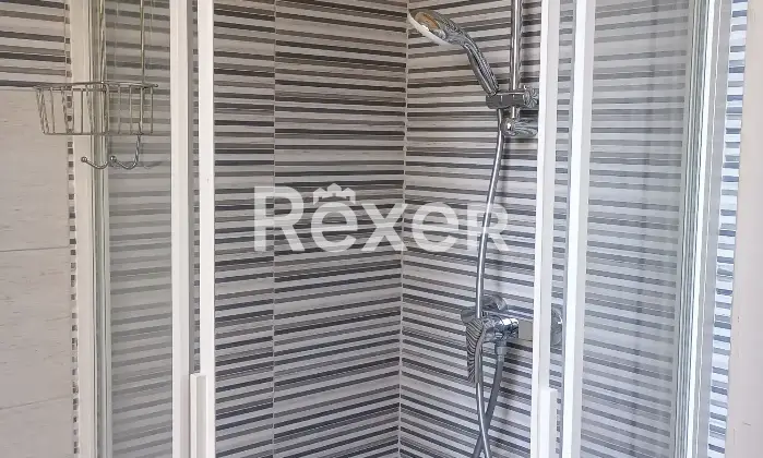 Rexer-Sala-Comacina-Appartamento-fronte-lago-con-giardinetto-Altro