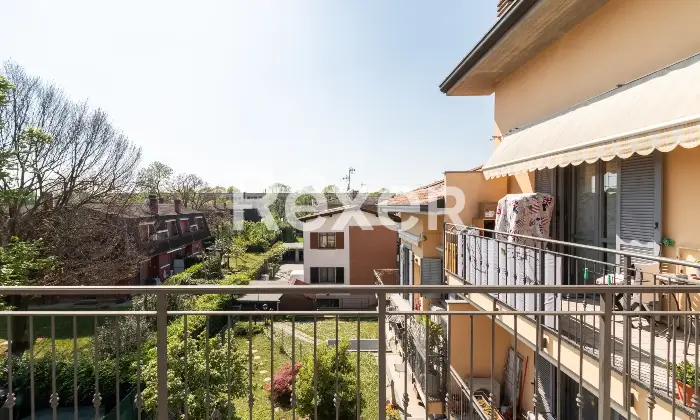 Rexer-Gessate-Appartamento-su-due-livelli-con-box-e-cantina-Altro