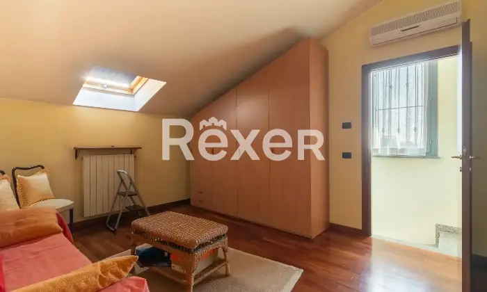 Rexer-Gessate-Appartamento-su-due-livelli-con-box-e-cantina-Altro