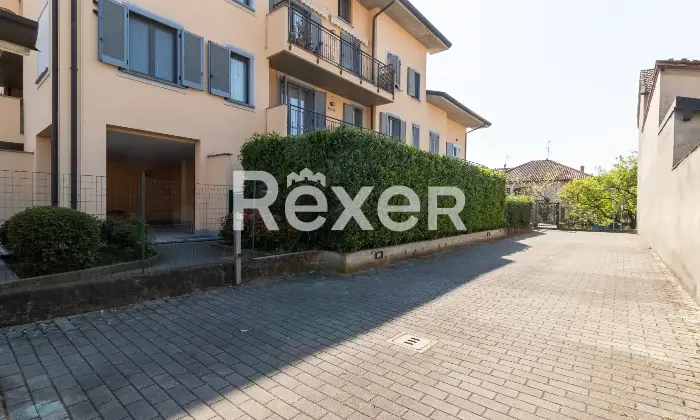 Rexer-Gessate-Appartamento-su-due-livelli-con-box-e-cantina-Altro