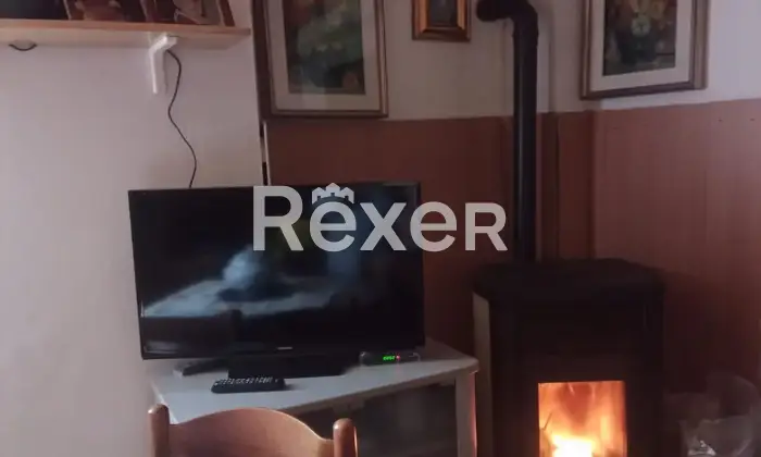 Rexer-San-Giorgio-di-Pesaro-Casa-indipendente-storica-in-Via-S-Giorgio-Castello-a-San-Giorgio-di-Pesaro-Altro