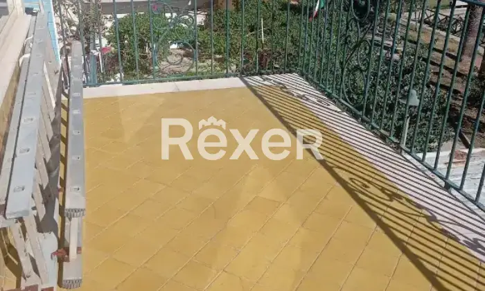 Rexer-Pozzuoli-Nuda-propriet-in-vendita-in-Via-Giacomo-Matteotti-a-Pozzuoli-Altro