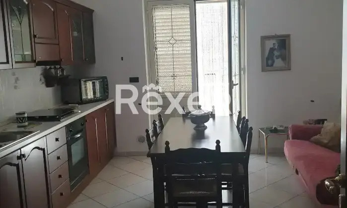 Rexer-Raffadali-VENDESI-UN-INTERO-STABILE-A-RAFFADALI-CON-DOPPIA-ENTRATA-Altro