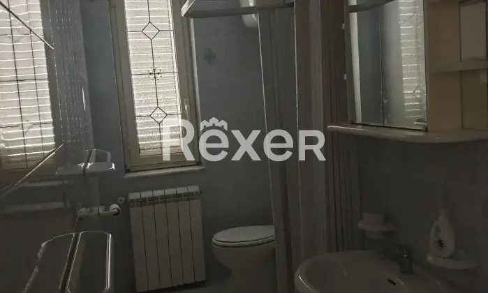 Rexer-Raffadali-VENDESI-UN-INTERO-STABILE-A-RAFFADALI-CON-DOPPIA-ENTRATA-Bagno