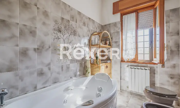 Rexer-Cesano-Vendesi-Villa-Bifamiliare-Cesano-Altro