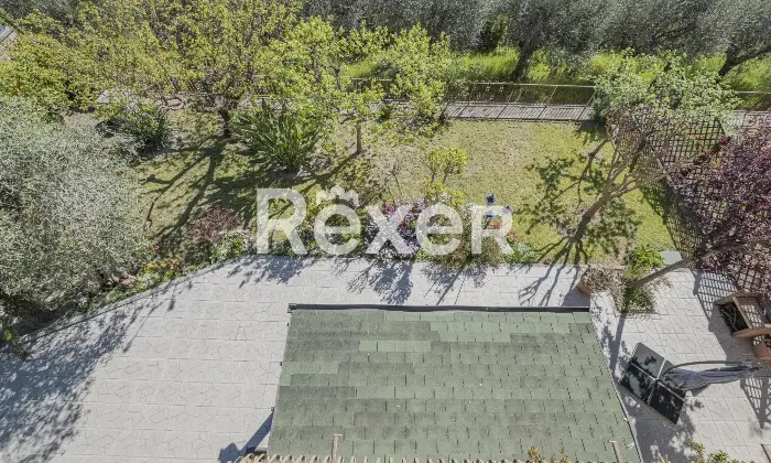 Rexer-Cesano-Vendesi-Villa-Bifamiliare-Cesano-Altro