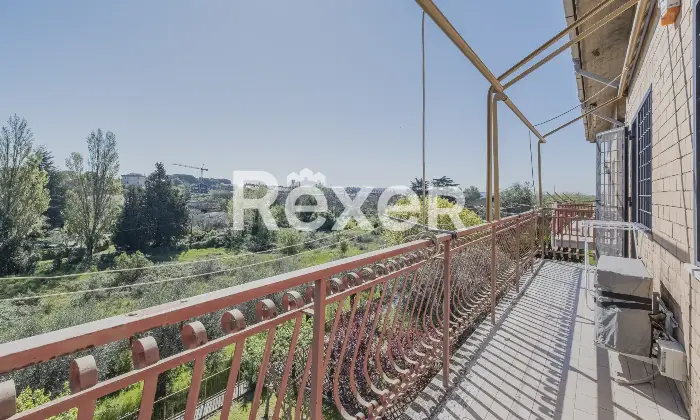 Rexer-Cesano-Vendesi-Villa-Bifamiliare-Cesano-Altro