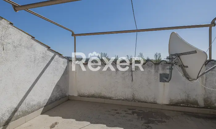 Rexer-Cesano-Vendesi-Villa-Bifamiliare-Cesano-Altro