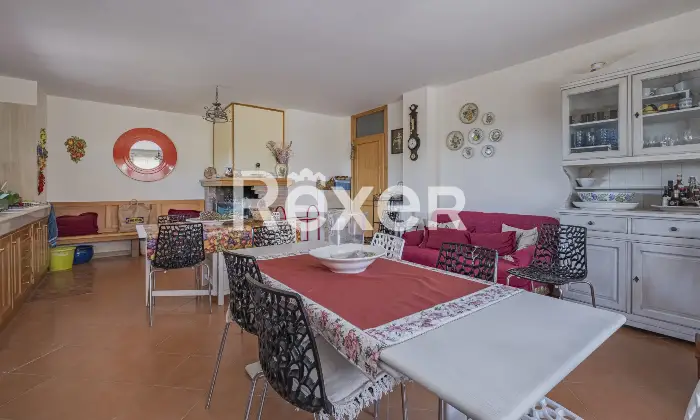 Rexer-Cesano-Vendesi-Villa-Bifamiliare-Cesano-Altro