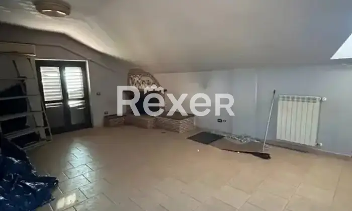 Rexer-Sirignano-Appartamento-due-pianiingresso-indipendente-Altro