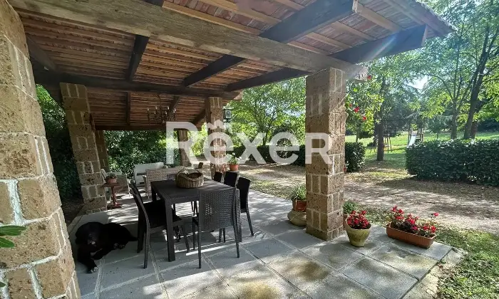 Rexer-Alvignano-Splendida-propriet-indipendente-con-mq-di-terreno-ad-Alvignano-Altro