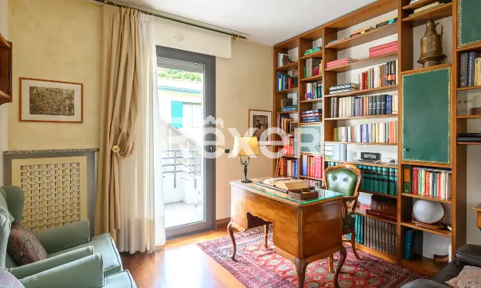 Rexer-Venezia-Ampio-appartamento-su-due-livelli-con-terrazze-garage-doppio-e-posti-auto-Altro