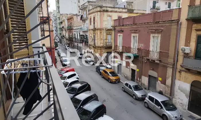 Rexer-Taranto-Appartamento-al-secondo-piano-doppia-esposizione-Altro