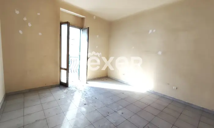 Rexer-Taranto-Appartamento-al-secondo-piano-doppia-esposizione-Altro