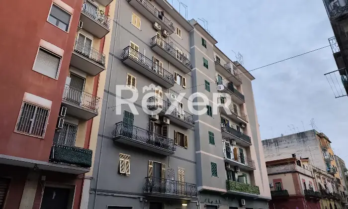 Rexer-Taranto-Appartamento-al-secondo-piano-doppia-esposizione-Altro