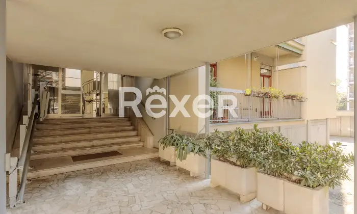 Rexer-Bergamo-TRILOCALE-AMPIO-CON-CANTINA-Altro