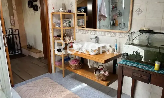 Rexer-Prati-Appartamento-su-due-piani-in-vendita-in-Via-Guido-Rossa-Castel-di-Casio-Altro