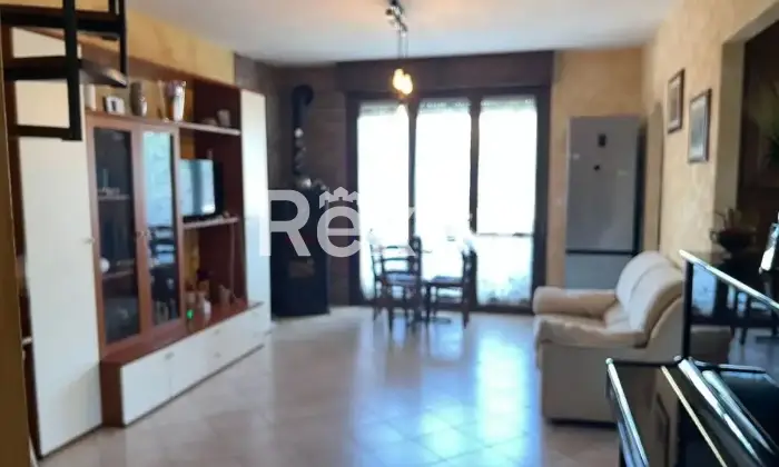 Rexer-Prati-Appartamento-su-due-piani-in-vendita-in-Via-Guido-Rossa-Castel-di-Casio-Altro