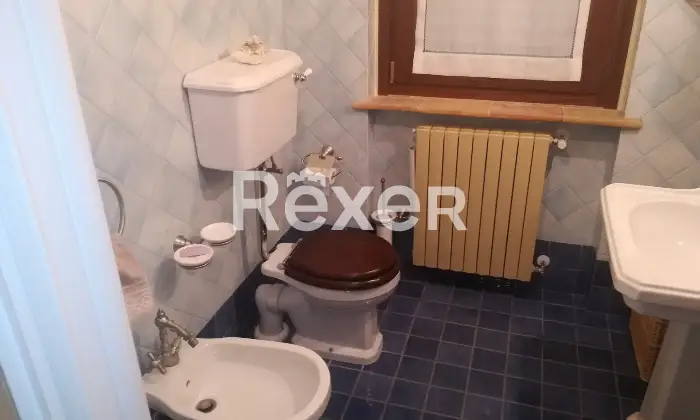 Rexer-Roccamontepiano-Vendo-tradizione-tranquillit-e-sicurezza-Bagno